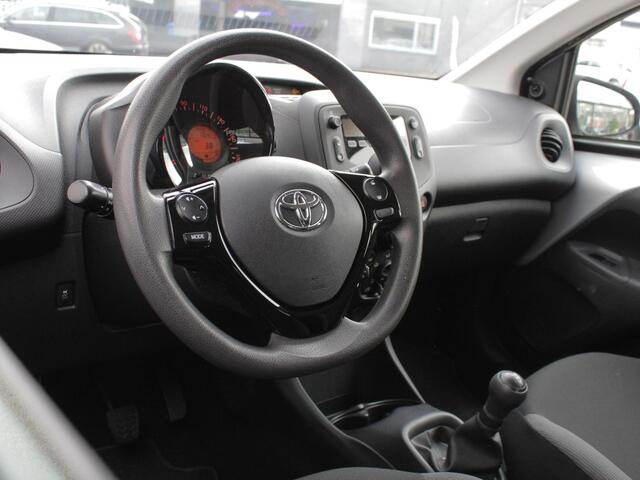 Toyota AYGO 1.0 VVT-i x-fun | Airco | Lm-Velgen