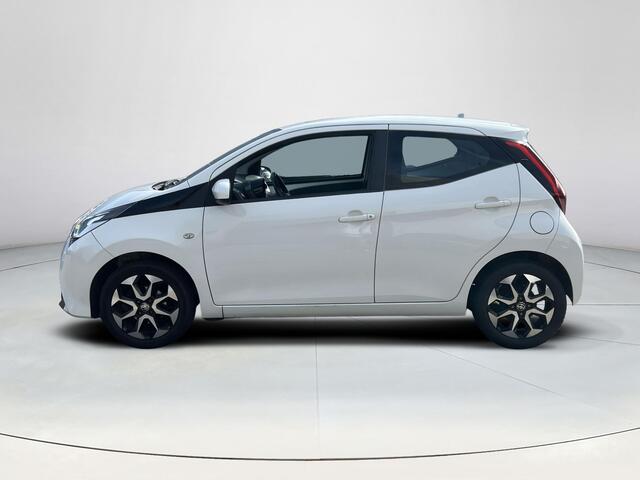 Toyota AYGO 1.0 VVT-i x-joy
