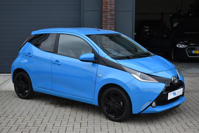 Toyota AYGO 1.0 VVT-i x-sport