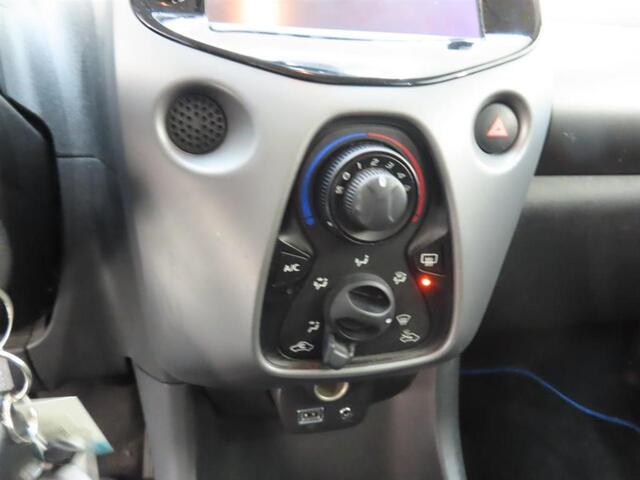 Toyota AYGO 1.0 VVT-i x-Play Lim! 1e Eig! Camera! Carplay! VERWACHT!!