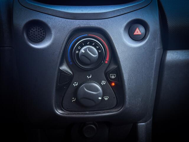 Toyota AYGO 1.0 VVT-i x - Cruise Control, Isofix, Goed onderhouden!