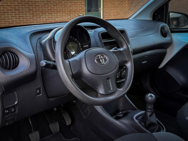 Toyota AYGO 1.0 VVT-i x - Cruise Control, Isofix, Goed onderhouden!
