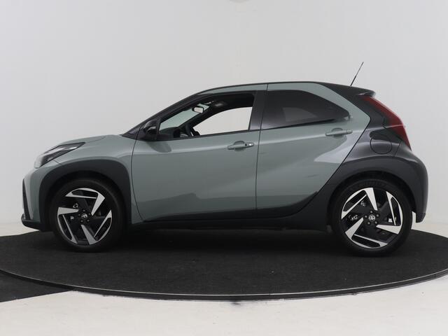 Toyota AYGO X Hybrid 115 envy