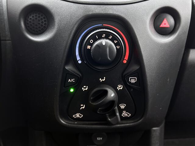 Toyota AYGO 1.0 VVT-i x-fun