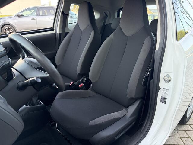 Toyota AYGO 1.0 VVT-i x-fun Airco | Electrische Ramen | 3 Deurs | Cruise Control