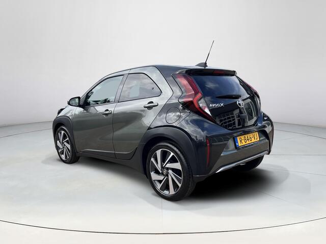 Toyota AYGO X 1.0 VVT-i MT Envy | JBL audio | LED koplampen | Carplay | Parkeercamera | 18 inch LM-velgen |