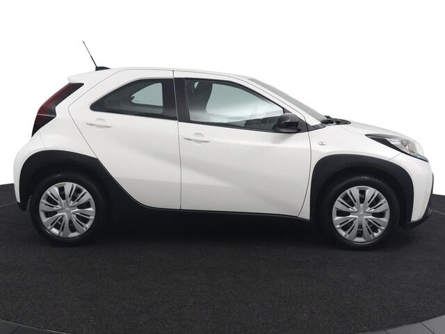 Toyota AYGO X 1.0 VVT-i MT Play | Adaptieve Cruise Control | Achteruitrijcamera | Apple Carplay | Android Auto |