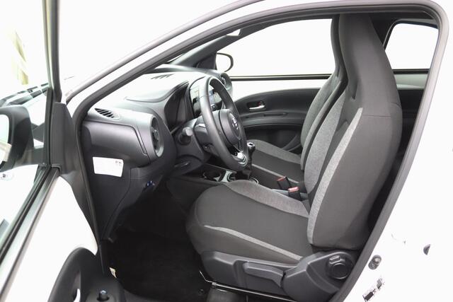 Toyota AYGO X 1.0 VVT-i MT Play | Adaptieve Cruise Control | Achteruitrijcamera | Apple Carplay | Android Auto |