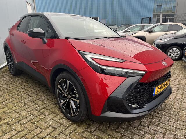 Toyota C-HR Hybrid 140 Executive Bi-Tone NGP | REGISTRATIEVOORDEEL | inc. alle acties | Winter Pakket | Elektrische Stoelverstelling | JBL | LED | Head up Display |