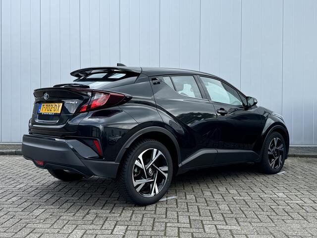 Toyota C-HR 1.8 Hybrid Dynamic NL Auto Dodehoek Detectie Keyless PDC Draadloos Carplay