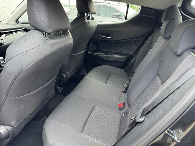 Toyota C-HR 1.8 Hybrid Dynamic NL Auto Dodehoek Detectie Keyless PDC Draadloos Carplay