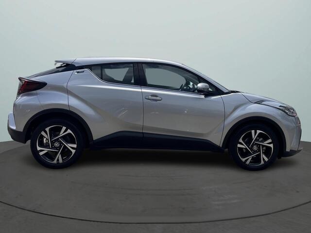 Toyota C-HR 1.8 Hybrid Dynamic Navigatie / Climate Control / PDC V+A / Cruise Control Adaptief / Blind Spot Monitor