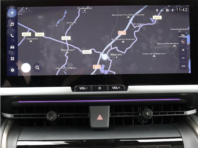 Toyota C-HR 1.8 Hybrid Executive, Treeplanken, Demovoordeel!