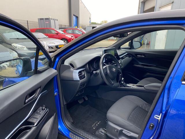 Toyota C-HR 2.0 Hybrid Business Plus | 184 PK | Navigatie | Stoelverwarming | Adaptive Cruise Control | 10 JAAR GARANTIE |