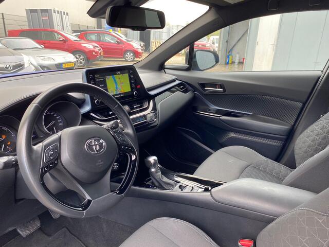 Toyota C-HR 2.0 Hybrid Business Plus | 184 PK | Navigatie | Stoelverwarming | Adaptive Cruise Control | 10 JAAR GARANTIE |