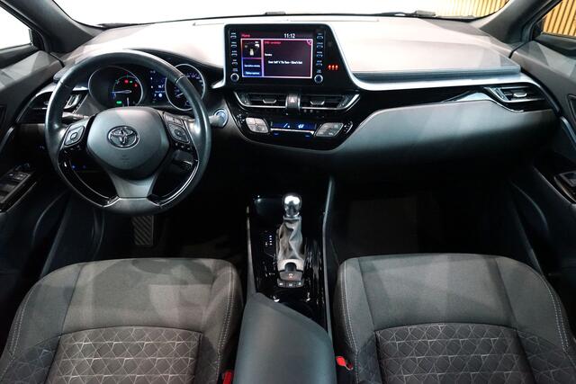 Toyota C-HR 2.0 Hybrid Style ? NAVI ? LED ? CAMERA ? CARPLAY ? HOGE INSTAP