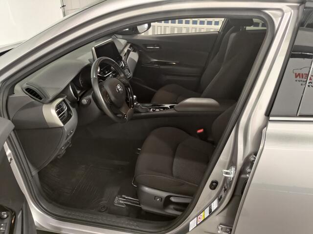 Toyota C-HR 1.8i Hybrid 122pk Club Premium S. 90kw Aut. A.Camera / Park Pack / Winter Pack