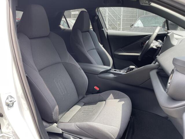 Toyota C-HR 1.8 Hybrid 140 Style Bi-Tone