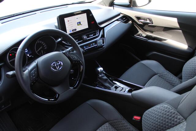 Toyota C-HR 1.8 Hybrid Style Bi-Tone | Rijklaar | Blind Spot | Stoel-/stuurverw. | LED | Keyless | Navi | Apple/Android