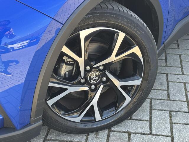 Toyota C-HR 2.0 Hybrid Dynamic | NL Auto | 184 PK | Parkeersensoren | Navigatie | Adaptive Cruise Control | Achteruitrij camera | Keyless | Elektr. Inklapbare buitenspiegels |