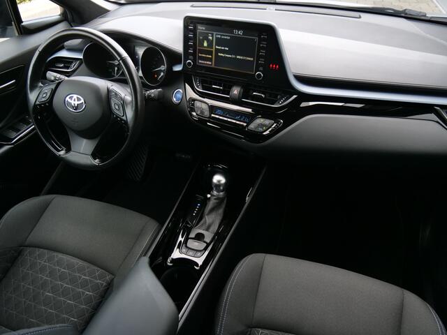 Toyota C-HR 1.8 Hybrid 98pk Executive Automaat LED / Stoelverwarming / DAB