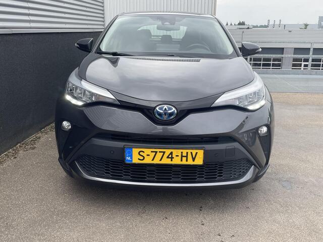 Toyota C-HR 1.8 Hybrid Dynamic Achteruitrijcamera, Parkeer sensoren voor+achter, Apple carplay/Android auto, Cruise control, Climate control