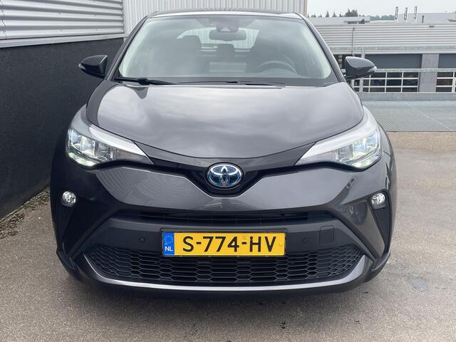 Toyota C-HR 1.8 Hybrid Dynamic Achteruitrijcamera, Parkeer sensoren voor+achter, Apple carplay/Android auto, Cruise control, Climate control