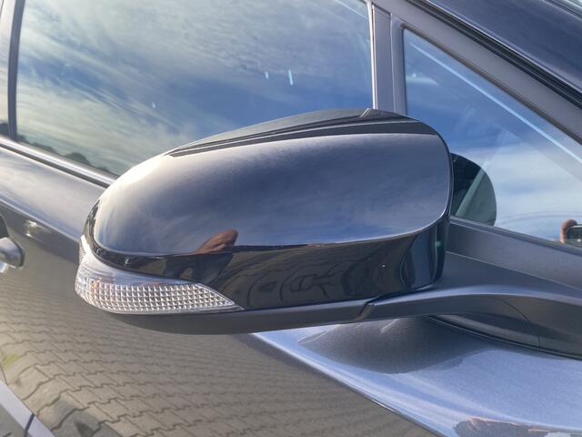 Toyota C-HR 1.8 Hybrid Dynamic Bi- Tone Adaptive Cruise, Stoel & Stuurverwarming, App- Connect