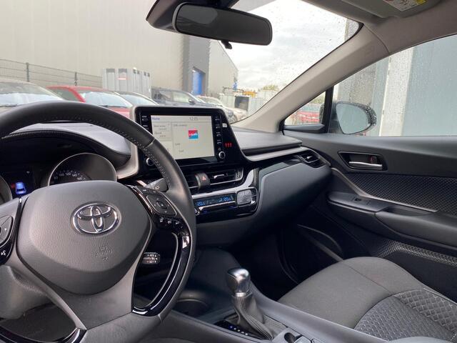 Toyota C-HR 1.8 Hybrid Active | 1e Eigenaar | Nieuw Geleverd | Navigatie | Adaptive Cruise Control | Camera | 10 Jaar Garantie |