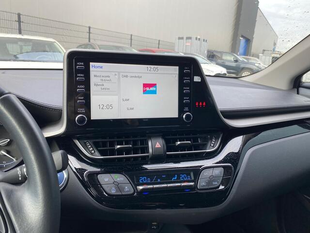 Toyota C-HR 1.8 Hybrid Active | 1e Eigenaar | Nieuw Geleverd | Navigatie | Adaptive Cruise Control | Camera | 10 Jaar Garantie |