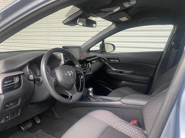 Toyota C-HR 1.8 Hybrid Business
