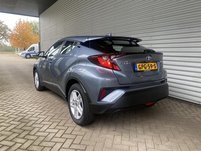 Toyota C-HR 1.8 Hybrid Business