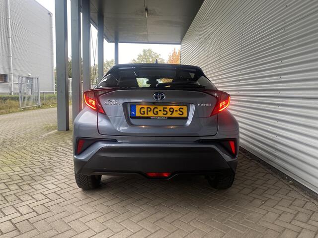 Toyota C-HR 1.8 Hybrid Business