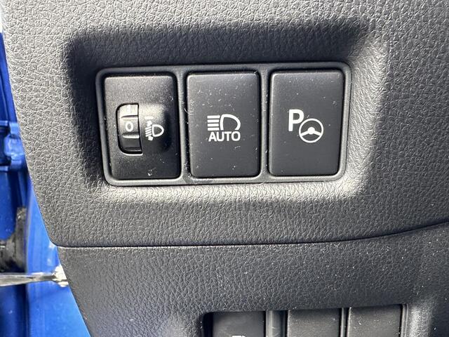 Toyota C-HR 1.8 Hybrid Style + Trekhaak, NL Auto zeer netjes en luxe