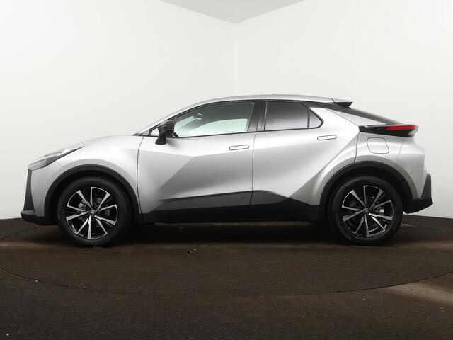 Toyota C-HR 1.8 Hybrid First Edition | Dodehoekdetectie | Apple Carplay | Parkeercamera | | Leverbaar vanaf 04-12 |