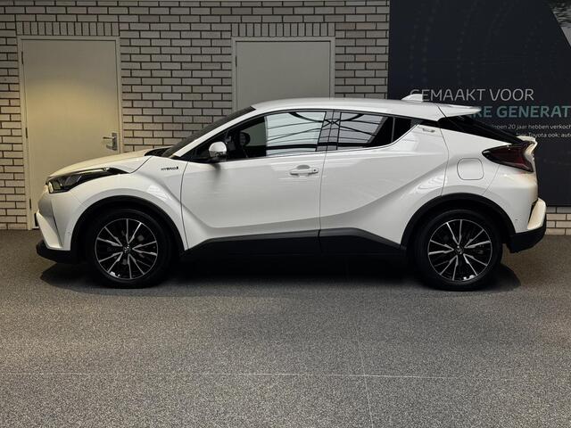 Toyota C-HR 1.8 Hybrid Executive automaat