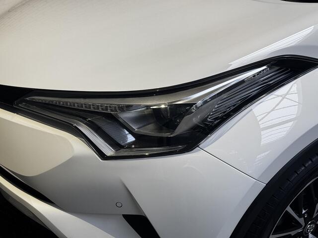 Toyota C-HR 1.8 Hybrid Executive automaat