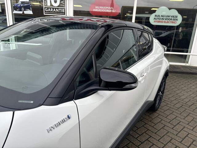 Toyota C-HR 1.8 Hybrid Style Ultimate Trekhaak, Stoel&Stuurverwarming, Achteruitrijcamera, CruiseControl, DAB!