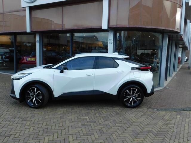 Toyota C-HR 2.0 Plug-in Hybrid 220 First Edition