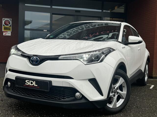 Toyota C-HR 1.8 Hybrid Dynamic // CAMERA // ADAPTIVE CRUISE // NAVI // DODENHOEK SENSOR // CLIMA