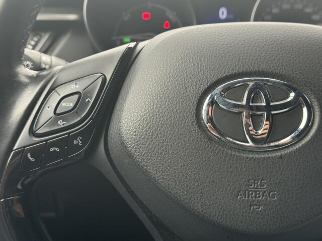 Toyota C-HR 1.8 Hybrid Dynamic // CAMERA // ADAPTIVE CRUISE // NAVI // DODENHOEK SENSOR // CLIMA