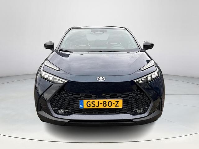 Toyota C-HR 2.0 Plug-in Hybrid 220 Executive **PANORAMADAK/ JBL AUDIO/ STUURVERWARMING**