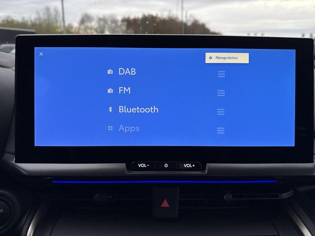 Toyota C-HR 2.0 Plug-in Hybrid 220 Executive **PANORAMADAK/ JBL AUDIO/ STUURVERWARMING**