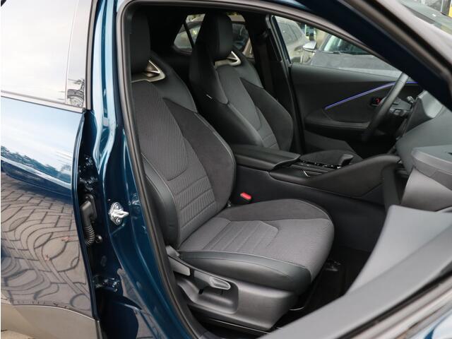 Toyota C-HR 2.0 Hybrid 200 Executive I Nieuw model I Navi I LED I Half-leder