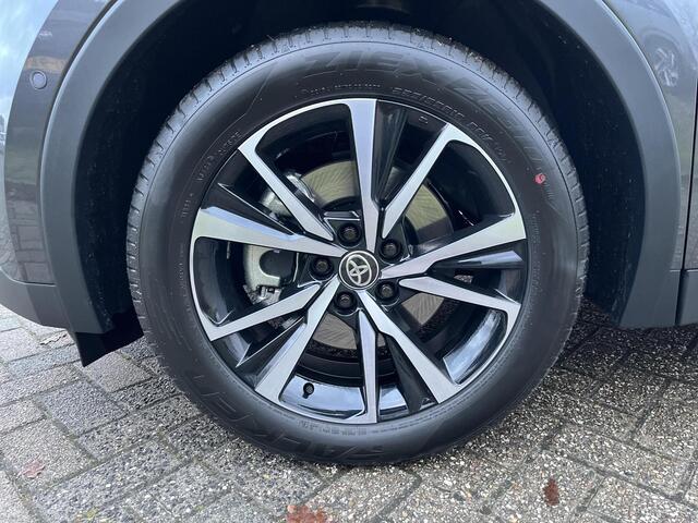 Toyota C-HR 2.0 Plug-in Hybrid 220 First Edition