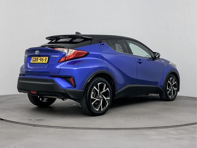 Toyota C-HR 1.8 Hybrid Bi-Tone Limited | Climate Control | Cruise Control Adaptief | Stoelverwarming |