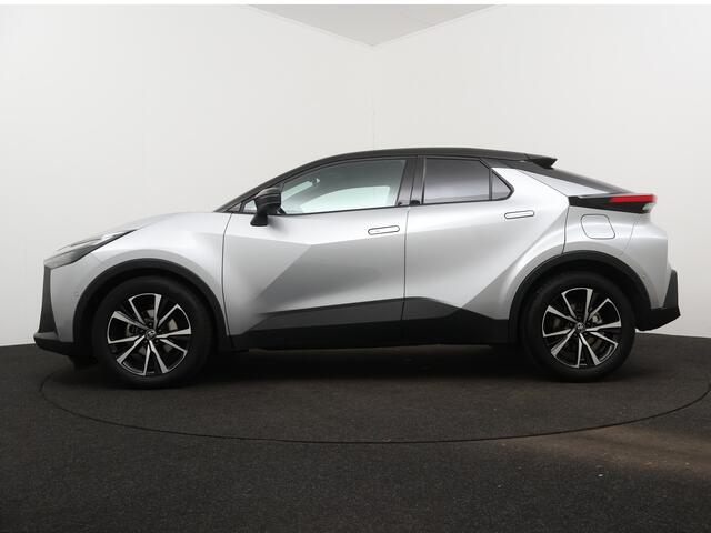 Toyota C-HR 1.8 Hybrid 140 First Edition | 360 Camera | Navigatie | Parkeersensoren | LM velgen |