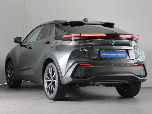 Toyota C-HR 1.8 Hybrid 140 Dynamic | Dodehoekdetectie | Toyota Safety Sense 3.0 | Adaptive Cruise Control | Draadloze Telefoonlader | Achteruitrijcamera |