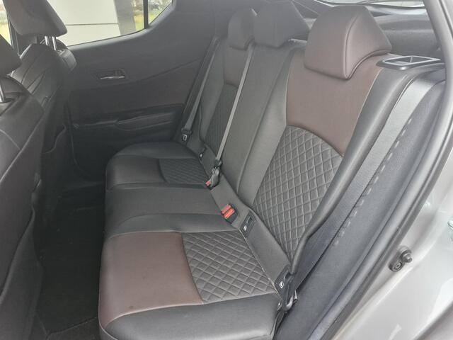 Toyota C-HR 1.8 Hybrid Executive Nederlandse auto