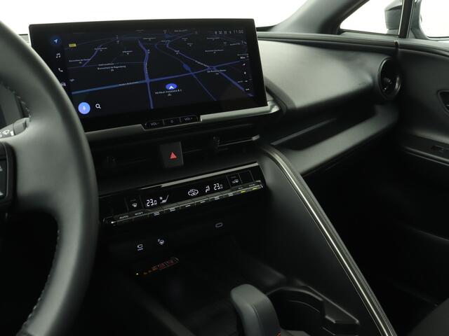 Toyota C-HR 1.8 Hybrid 140 First Edition | 360 Camera | Parkeersensoren | LM velgen | Navigatie | Climate Control | Elektrisch bedienbare achterklep |
